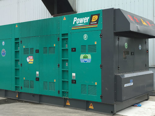 潢川升级发电机组的过程中需要注意哪些安全事项？