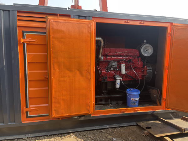 潢川柴油发电机组在高温环境下运行时需要注意哪些问题？